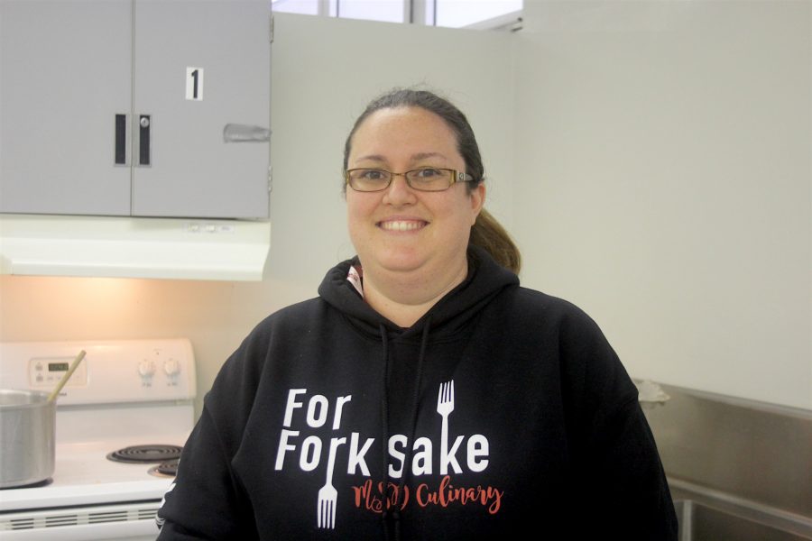 Culinary+arts+teacher+Ashley+Kurth+shares+her+story+from+Feb.+14.+Photo+by+Mallory+Muller