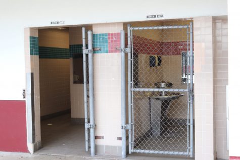 SchooMultiple MSD bathrooms closed due to damage caused by students flushing their vape contraband. Photo by Ian Richardl Bathrooms Closed
