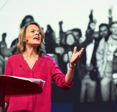 MSD AP World History teacher Diane Wolk-Rogers delivers a lesson to Ted Talk. Photo courtesy of Ted Talk