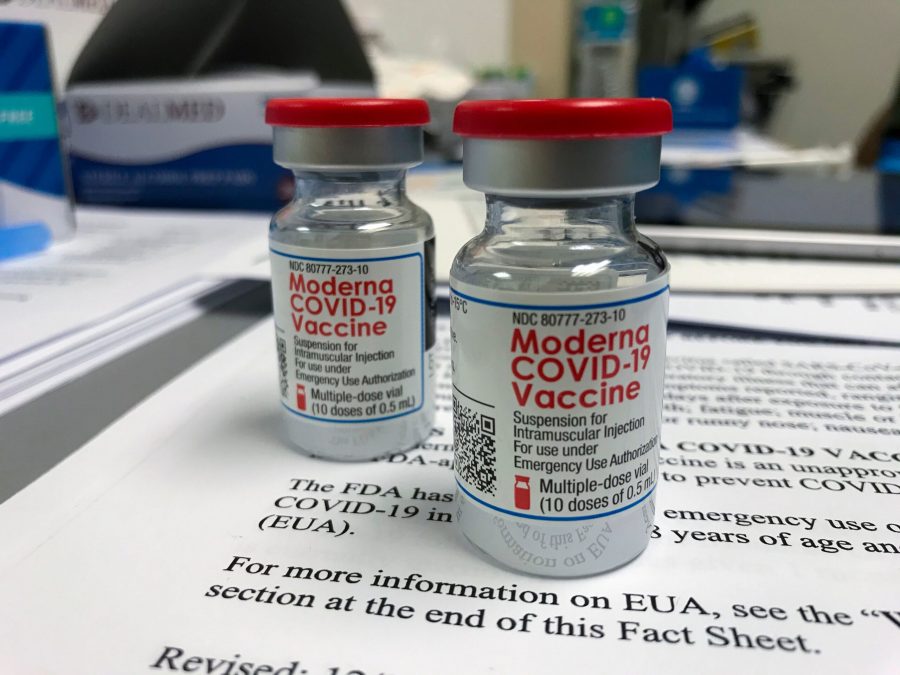 vials of moderna vaccine