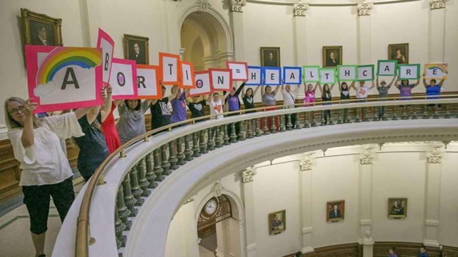 Abortion+rights+advocates+protest+abortion+restrictions+being+debated+in+the+Texas+House+on+July+2017+at+the+Capitol.+Photo+courtesy+of+Ralph+Barrera