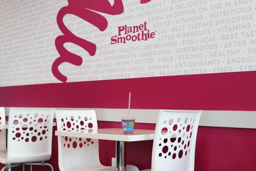 Planet smoothie offers a covid safe experience with inside and outdoor seating with kind employees who care about your preferences and smoothie needs.