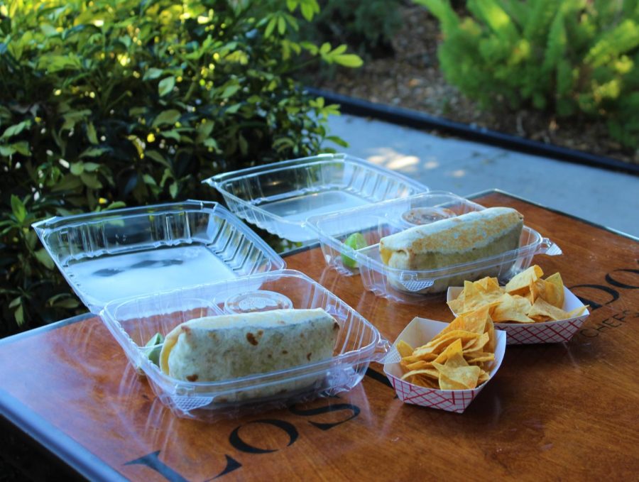Chow down at Los Bocados and enjoy two fresh Hongo Burritos with a side of salsa and chips. With the restaurant's busy atmosphere and buzzing staff, a free and friendly environment is created.