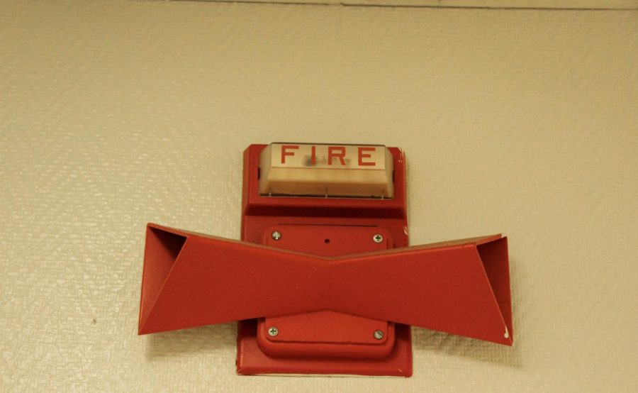 MSD fire alarms have gone off frequently due to instances of bathroom smoking, humidity in the air and software glitches. The false alarms have irritated students, disrupting classroom discussions and tests.