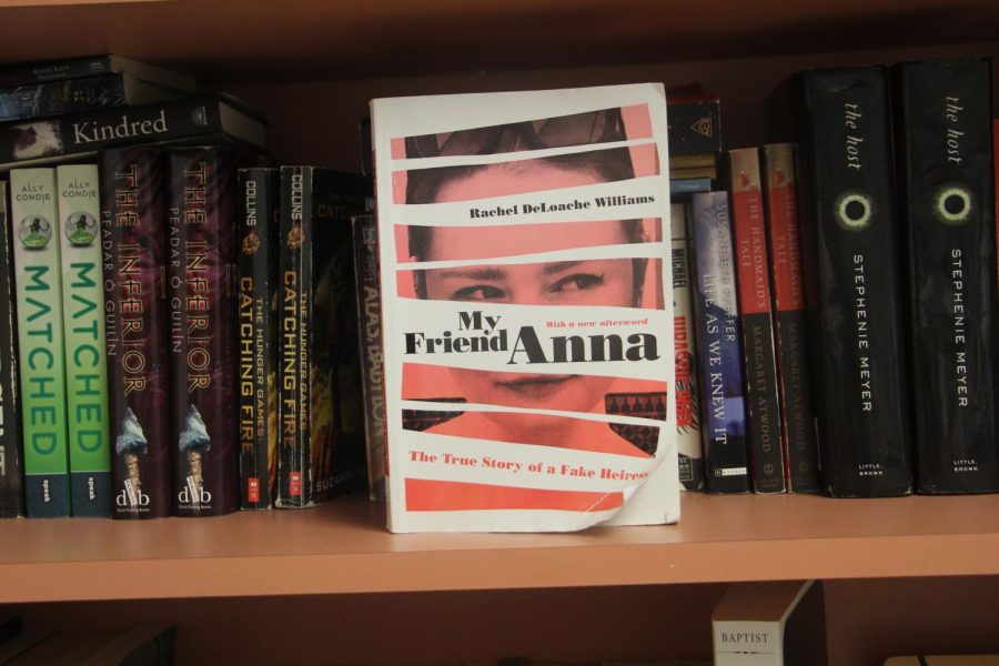 My Friend Anna is a story filled with backstabbing friends, con artists, and crime. Rachel DeLoache Williams brings readers in on her experience with trending con artist Anna Sorokin.