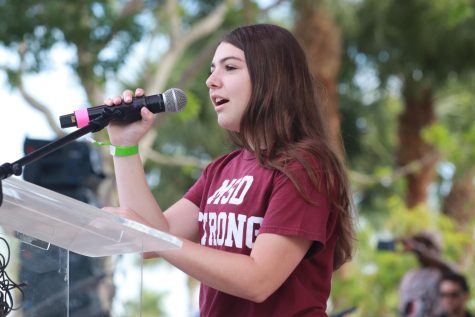 4 years later. MSD shooting survivor Sari Kaufman spoke at the March, urging politicians to make change and for attendees to “keep fighting.”