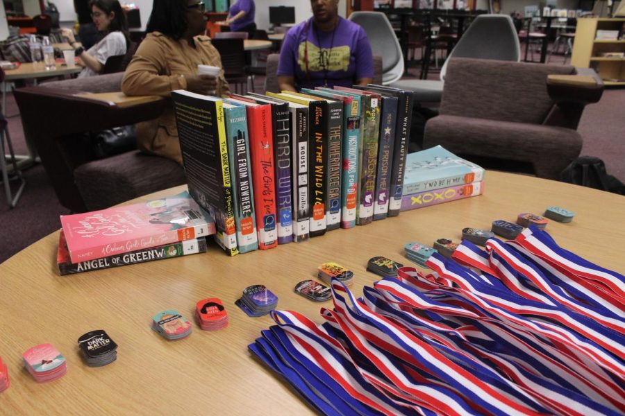 Along with awards, Battle of the Books awards participants with keychains of Florida Teen Reads books. FTR determines what books Battle of the Books participants will have to read.